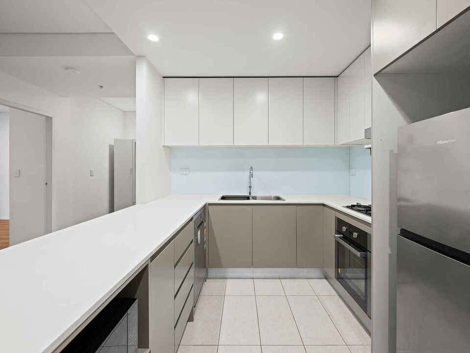 324/2E Charles Street Canterbury