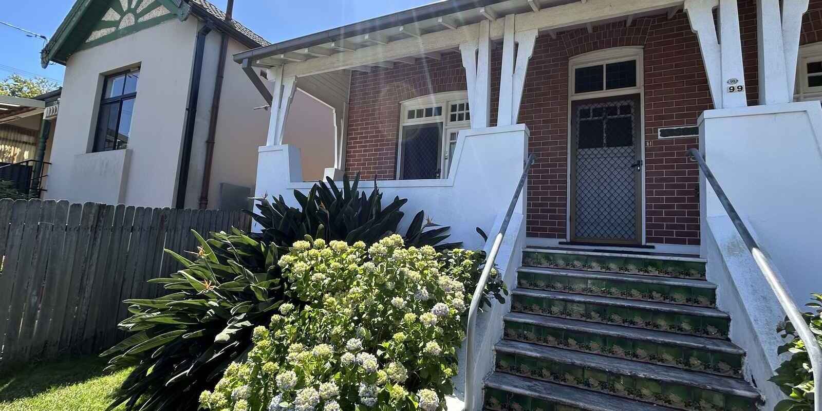 2/99 Ewart Street Dulwich Hill