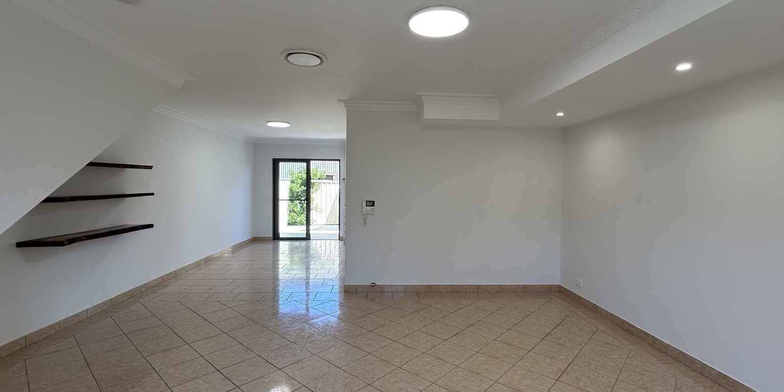 8/96 Duntroon Street Hurlstone Park