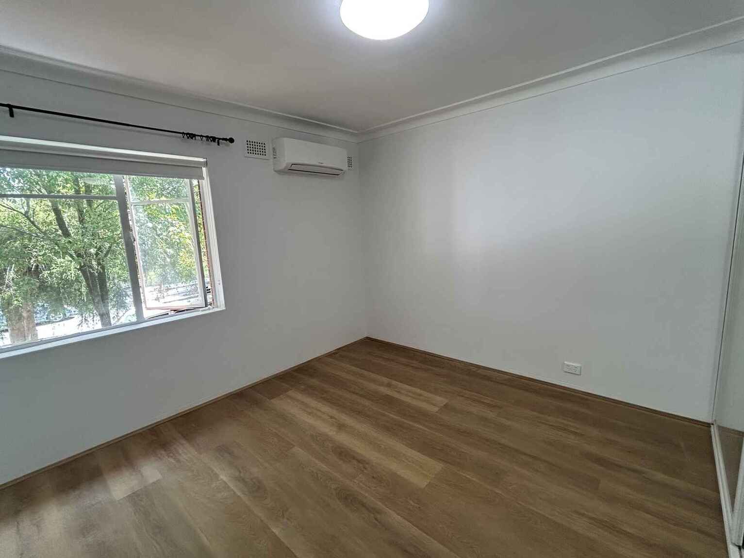 2/30 Broadarrow Road Narwee