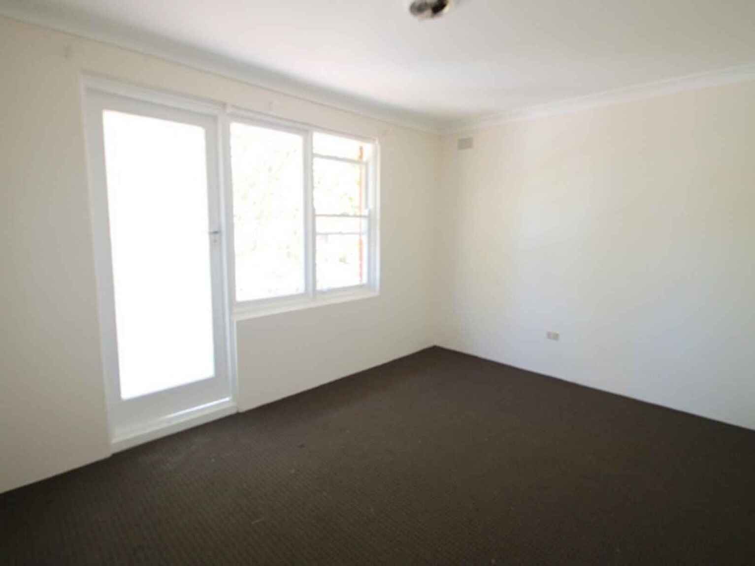 8/5 Osgood Avenue Marrickville