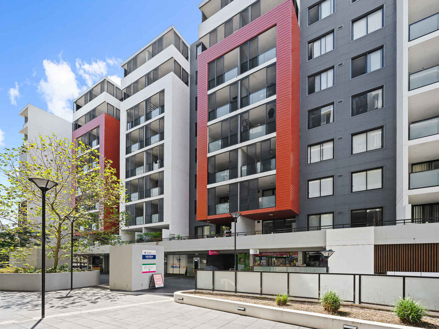 527/2E Charles Street Canterbury
