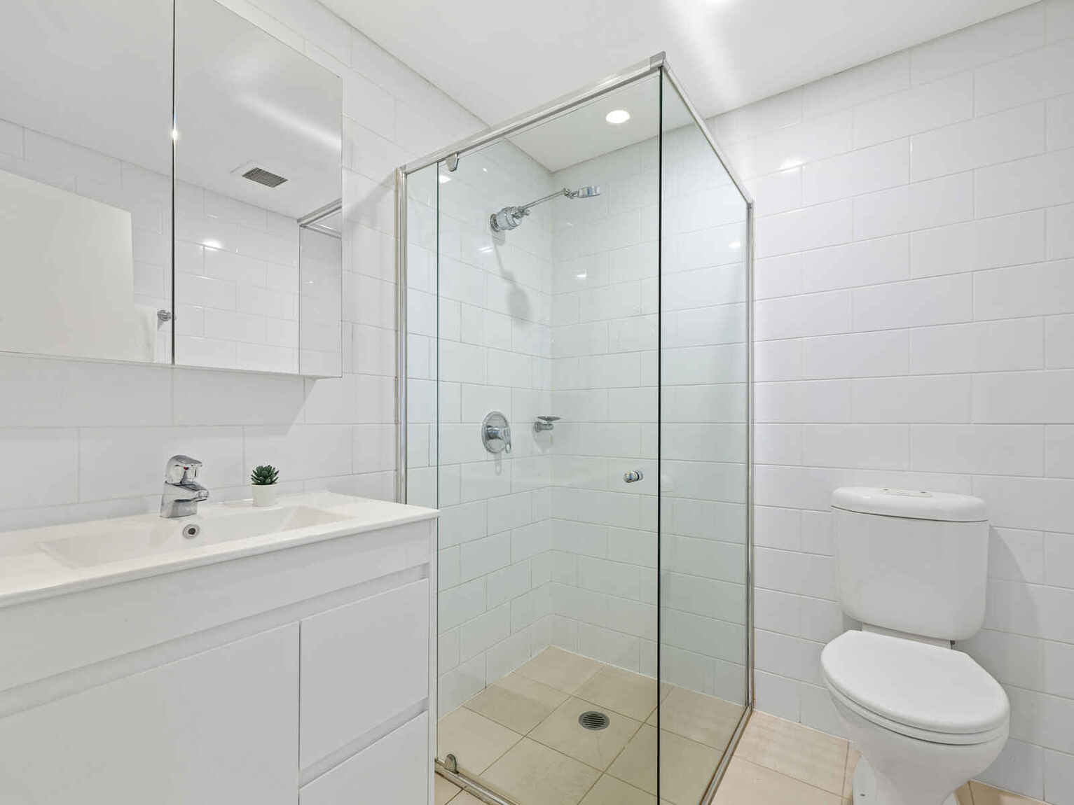 79/20 Close Street Canterbury