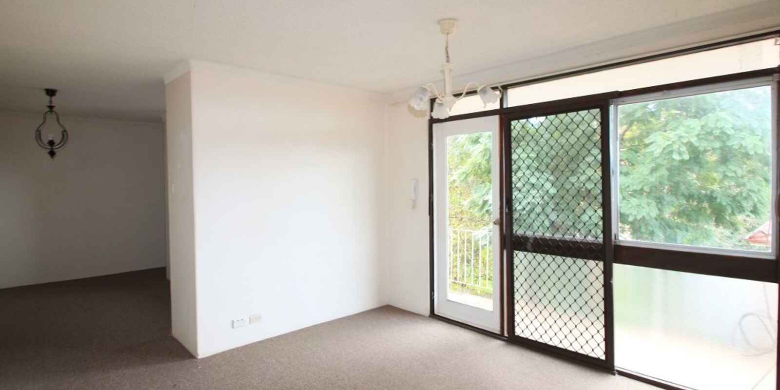 10/11-13 Tavistock Road Homebush West