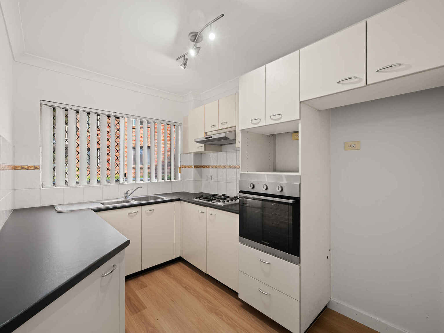 28/10-12 Broughton Street Canterbury 28/10-12 Broughton Street Canterbury