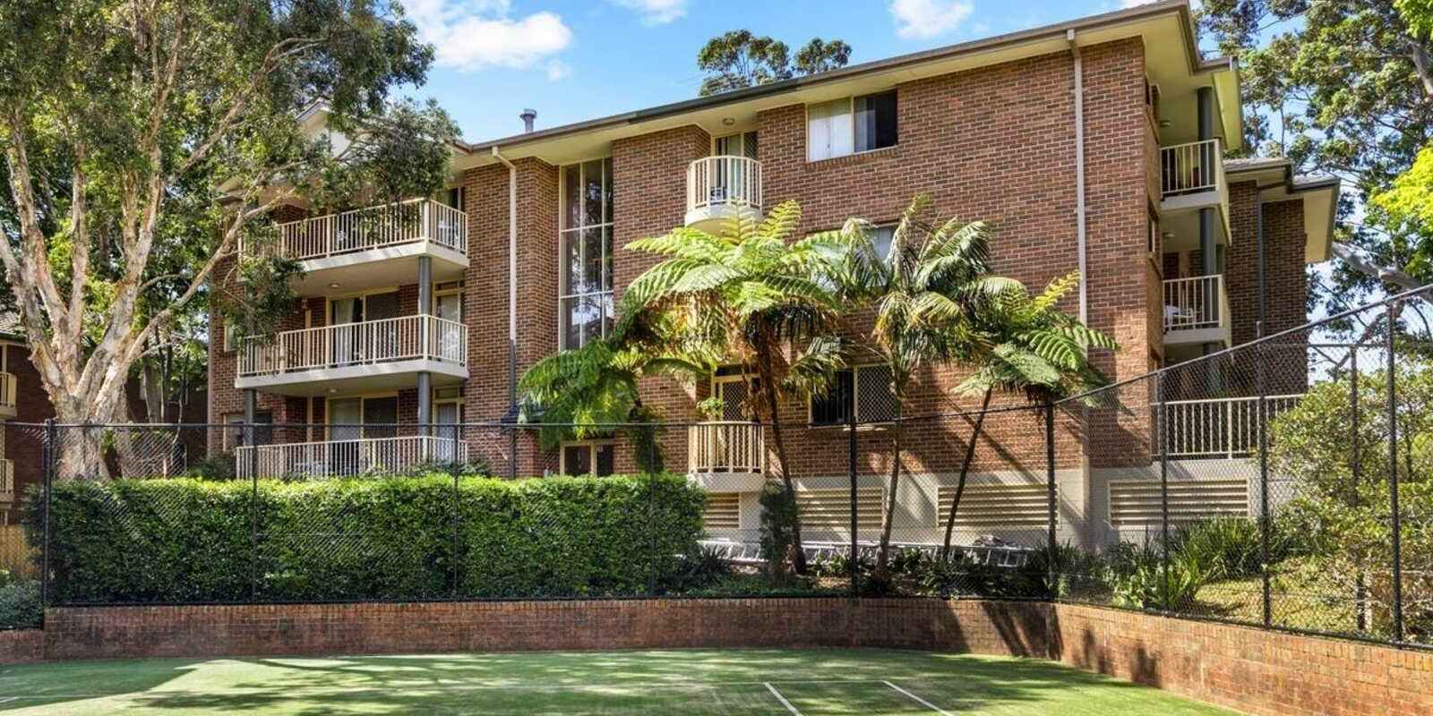 28/10-12 Broughton Street Canterbury