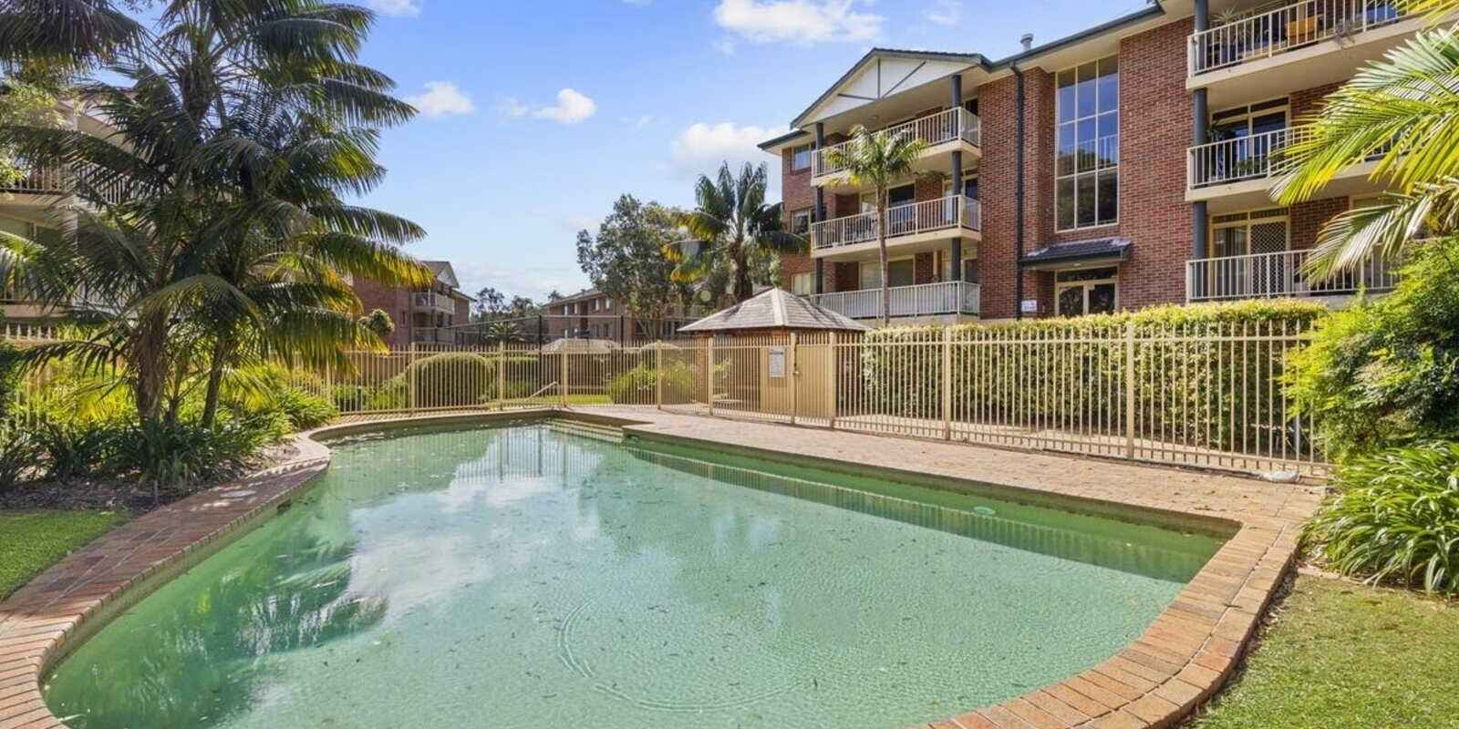 28/10-12 Broughton Street Canterbury