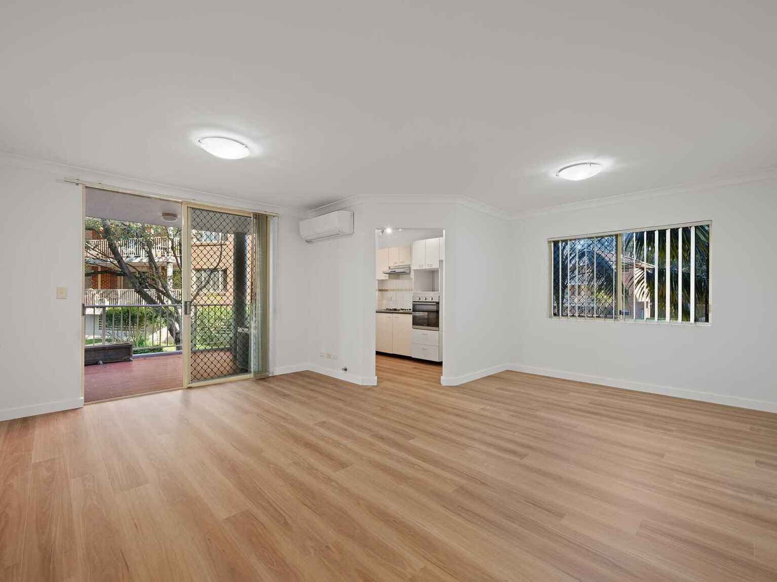 28/10-12 Broughton Street Canterbury