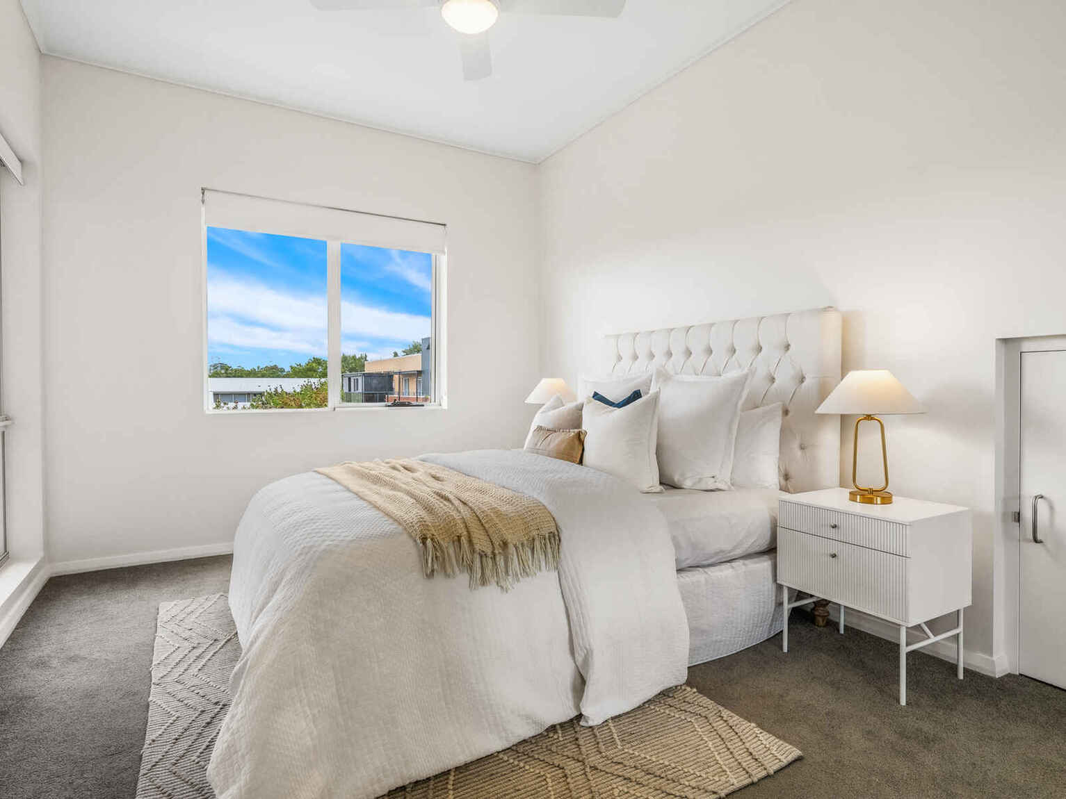 82/20 Close Street Canterbury 82/20 Close Street Canterbury