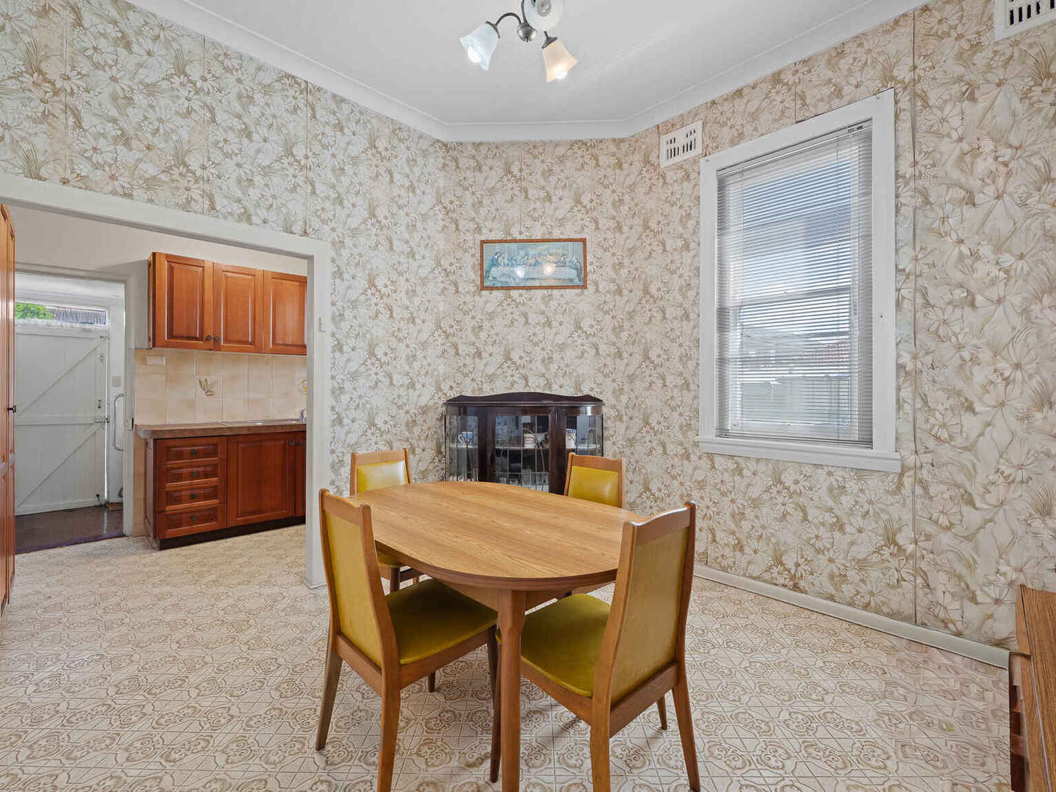 10 Unwin Street Canterbury