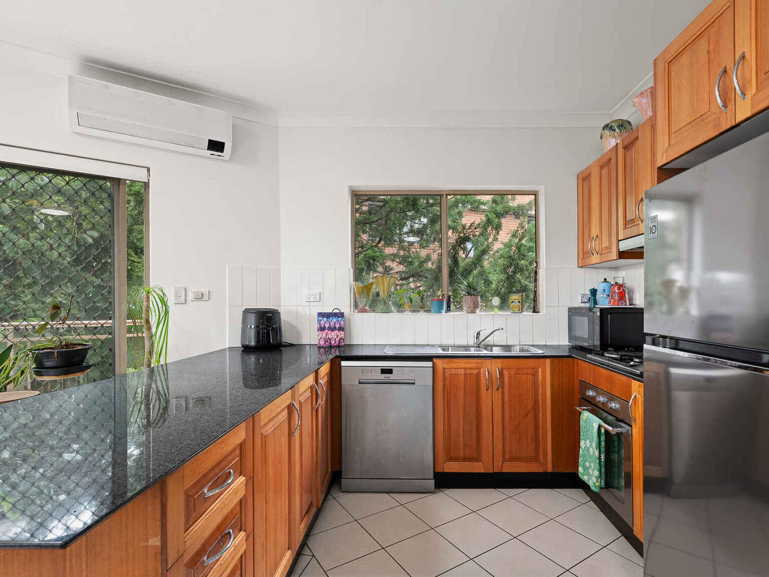 10/593 New Canterbury Road Dulwich Hill
