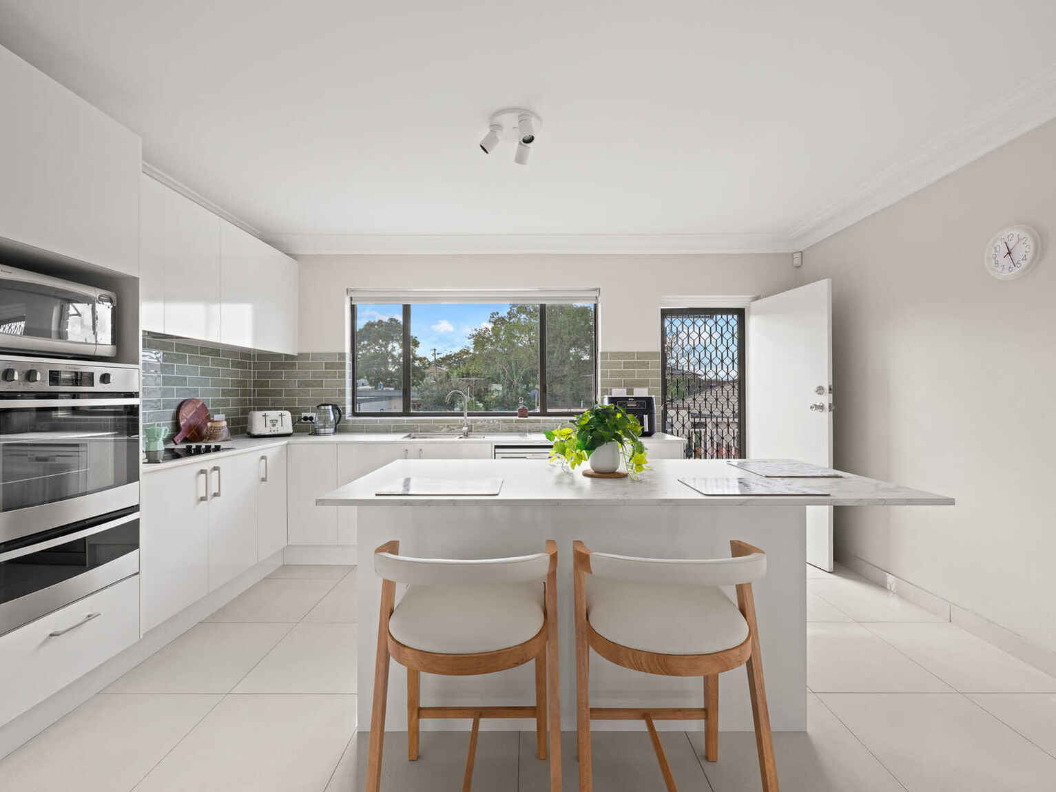 16 Plant Street Carlton