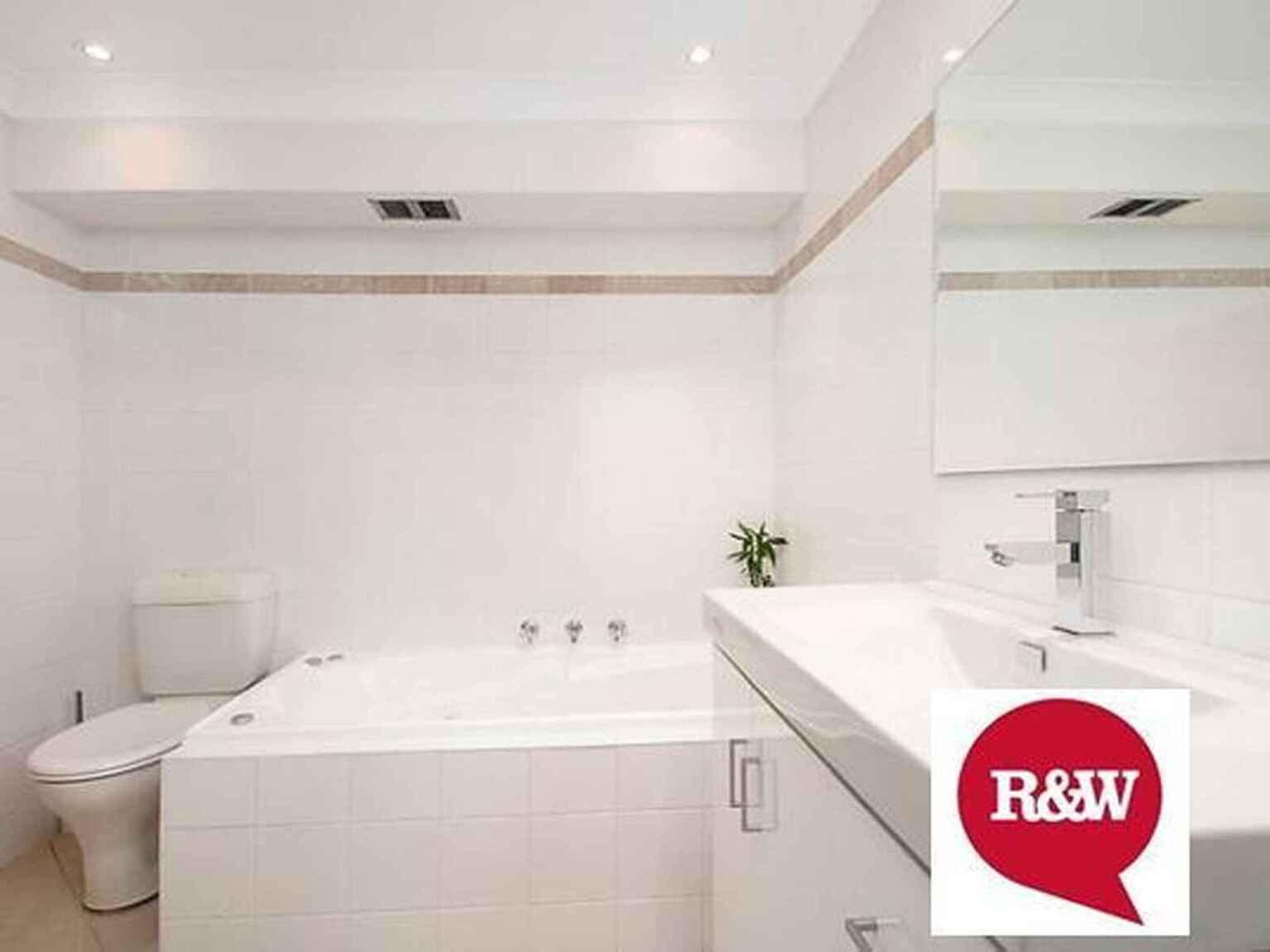 17/130 Canterbury Road Hurlstone Park