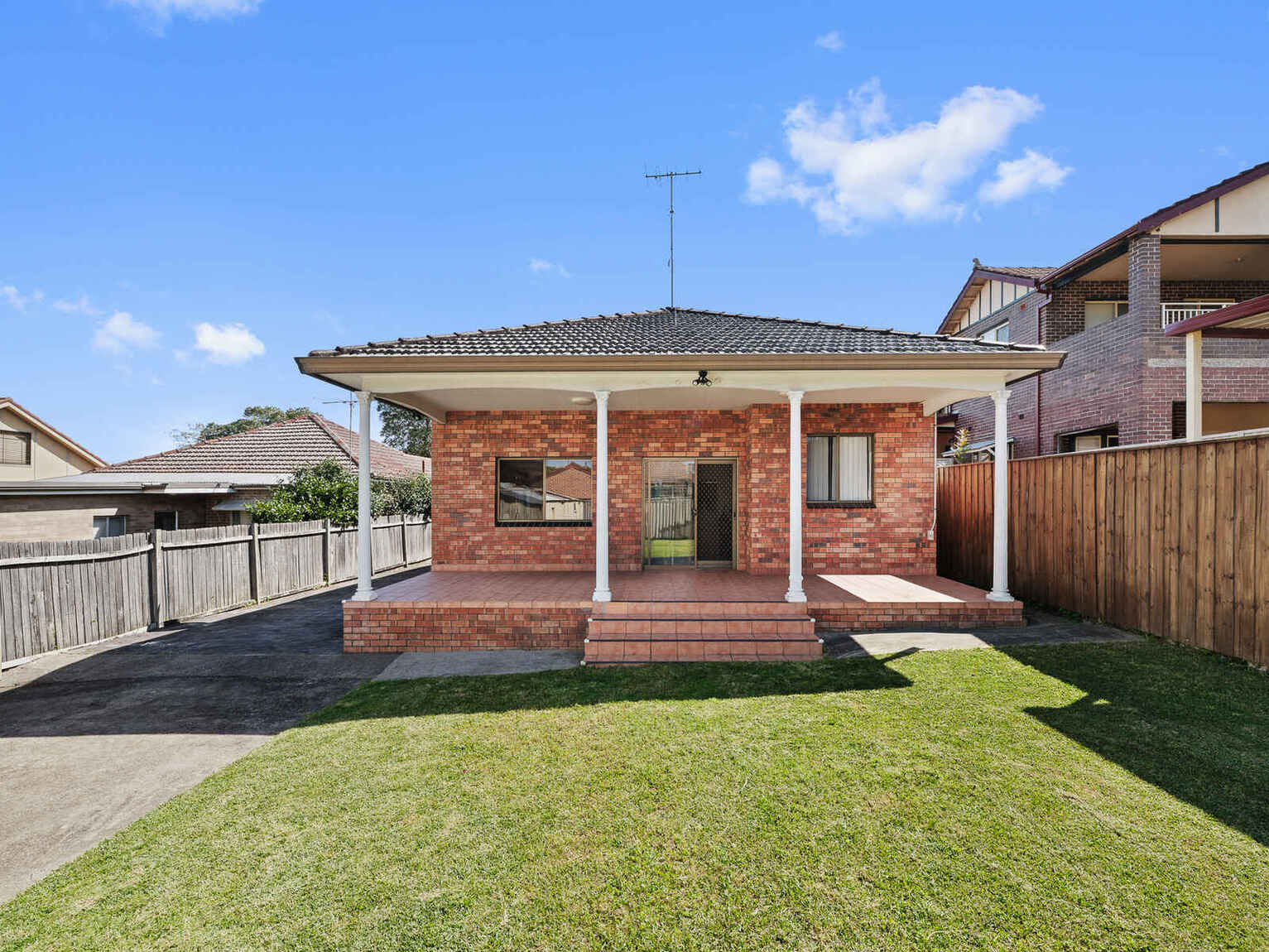 10 Ettrick Street Ashbury