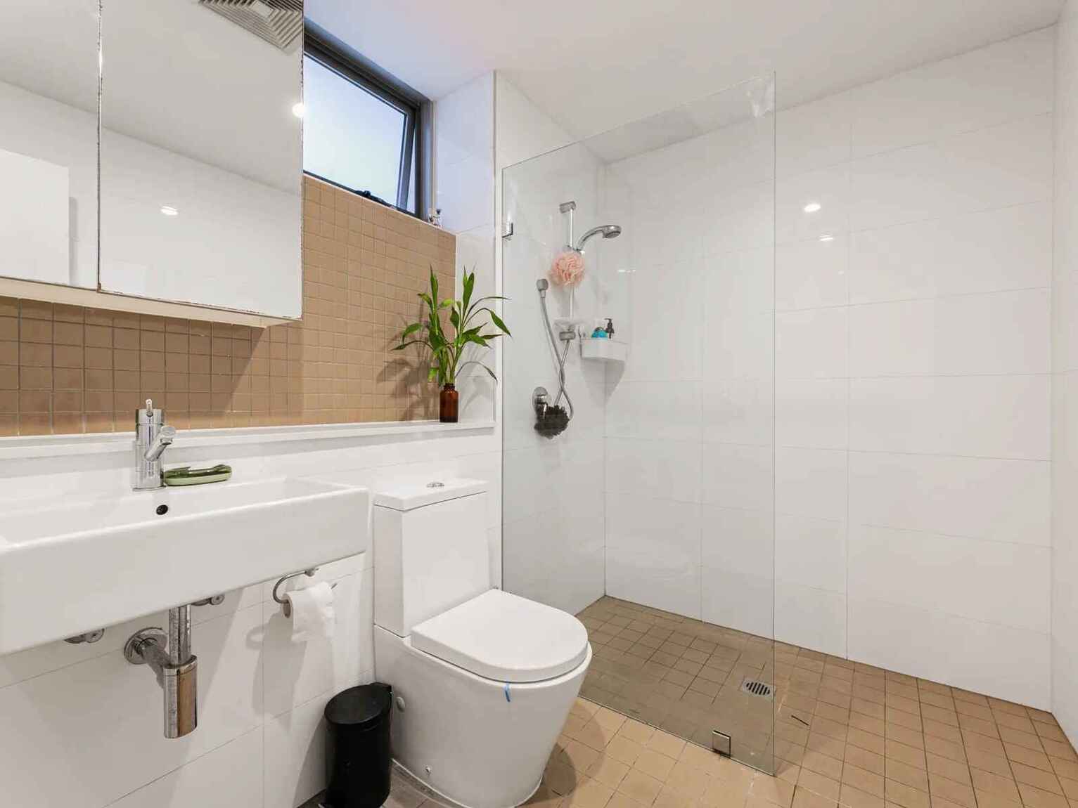 204D/359 Illawarra Road  Marrickville