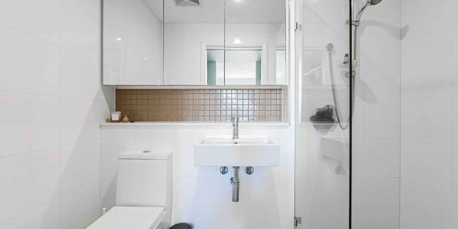 204D/359 Illawarra Road  Marrickville