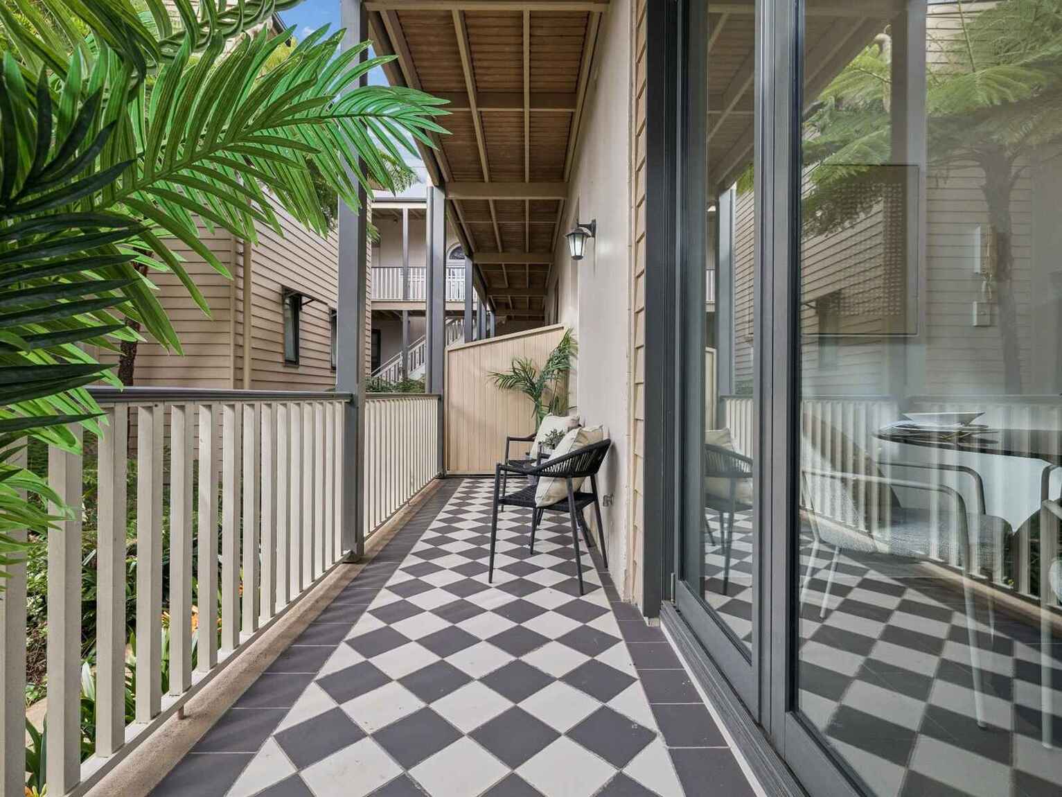 28/12 Leicester Street Marrickville