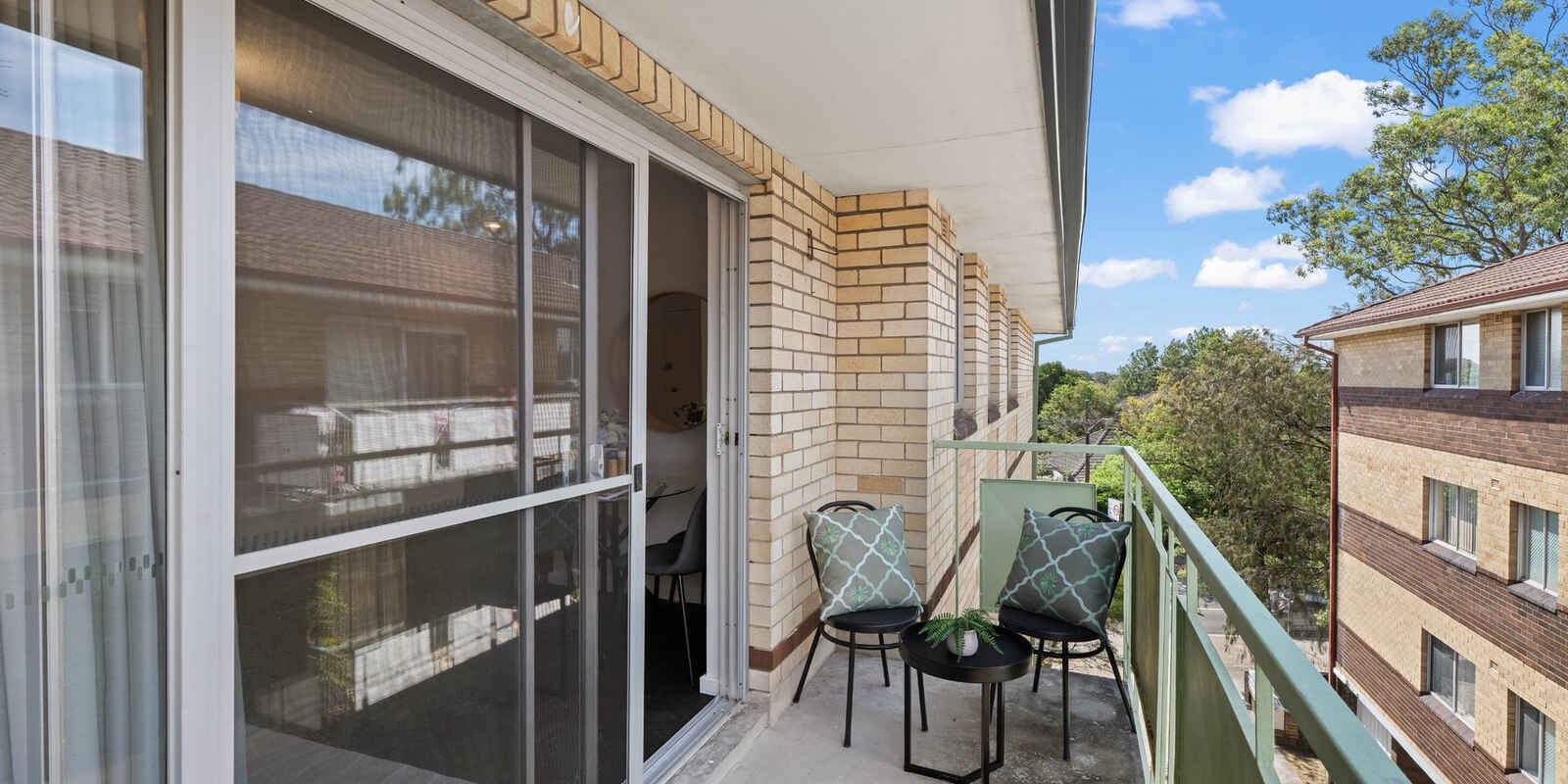 16/520 New Canterbury Road Dulwich Hill