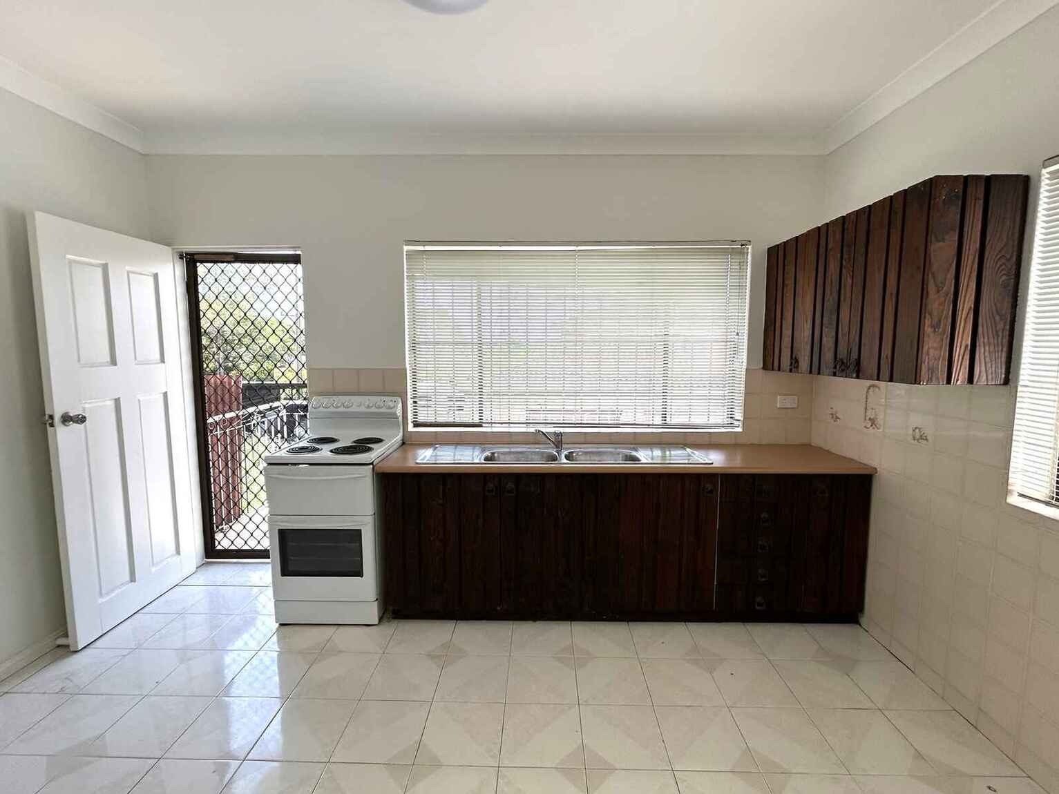 2/628 New Canterbury Road Hurlstone Park